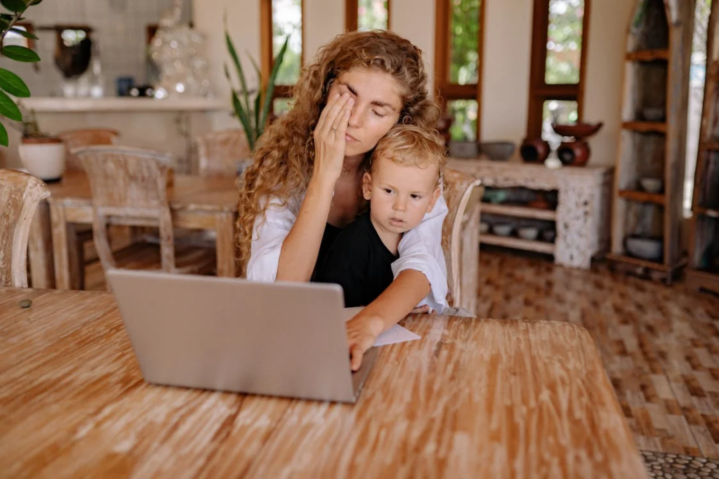 Fatigue des parents : Comment s'en sortir et se faire aider