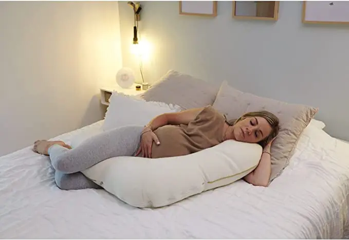 quelle position pour bien dormir avec un coussin de grossesse ?